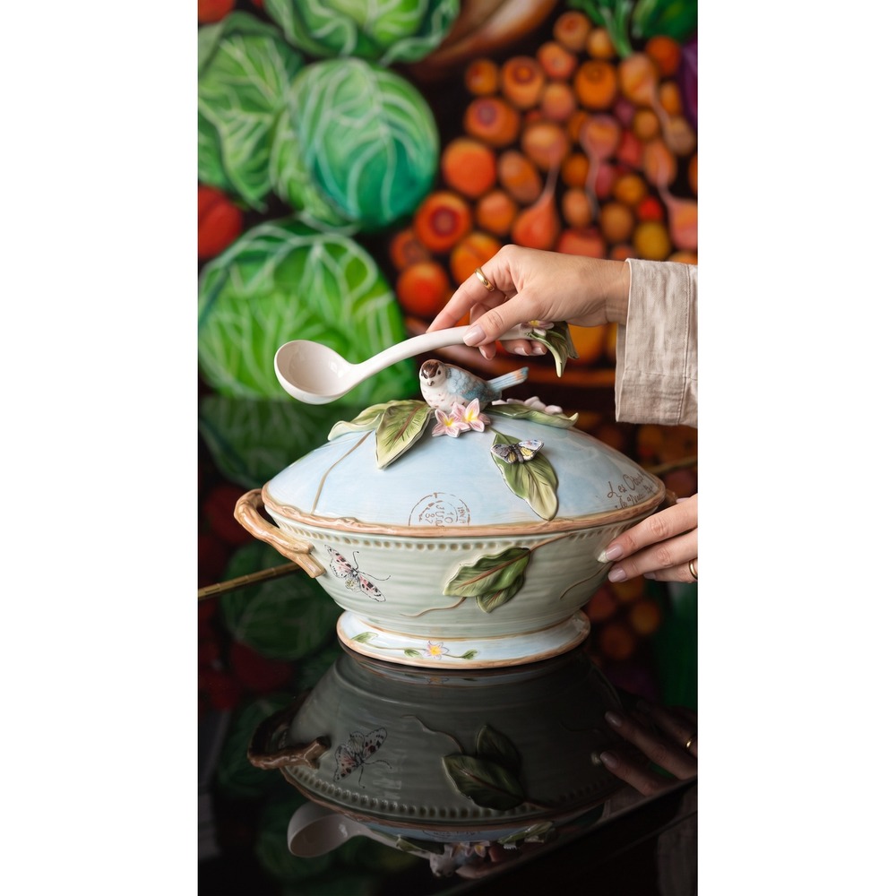 Beautiful Fitz & Floyd "Toulouse" Tureen Set with Lid & Ladle French Country